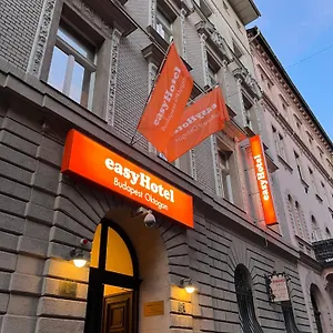 *** Hotel Easyhotel Oktogon Hongarije